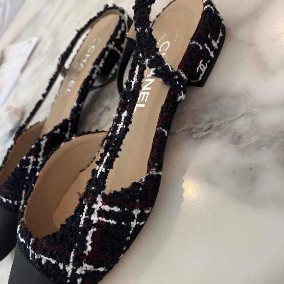 Classic Chanel Coco Slingback - Picture 5 of 8